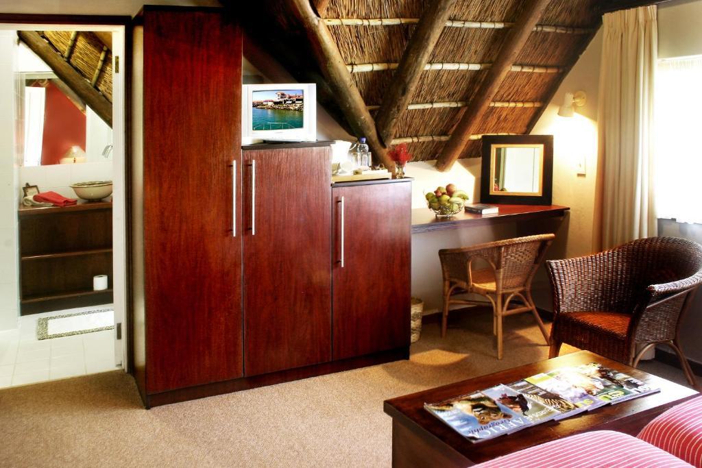 Thatchwood Country Lodge St Francis Bay Oda fotoğraf